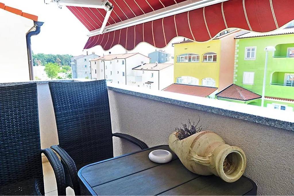 Leona Apartment Pula